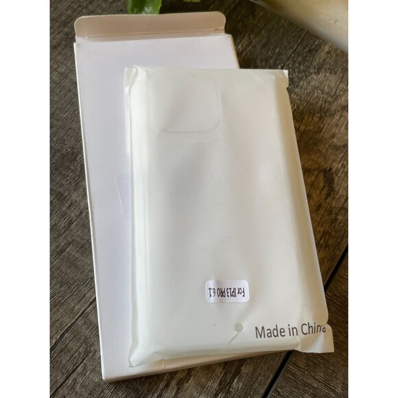 iPhone 13 Pro Case Crystal Clear TPE Fitted Case with Military-Grade Protection - Picture 7 of 7